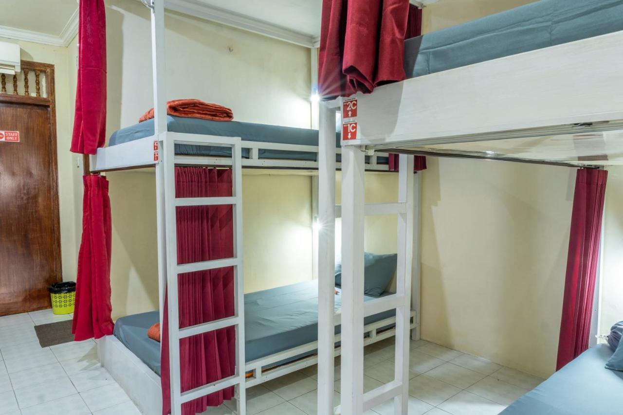 Maharani Hostel ウブド エクステリア 写真