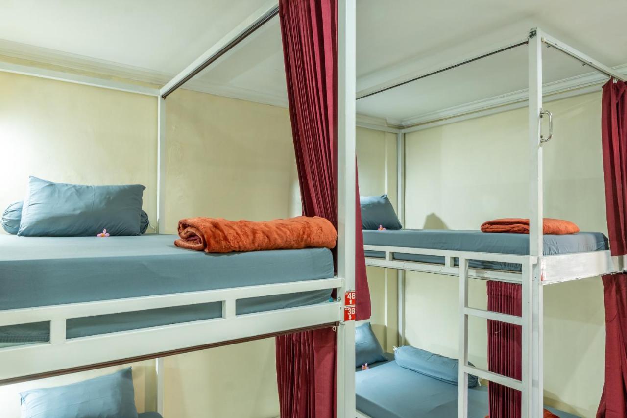 Maharani Hostel ウブド エクステリア 写真